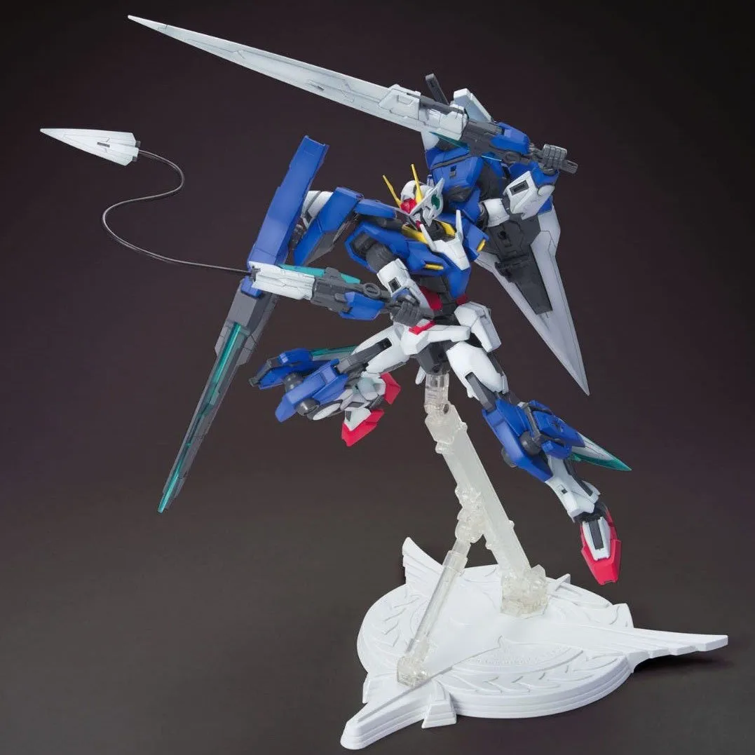 Bandai MG 1/100 00 Gundam Seven Sword/G