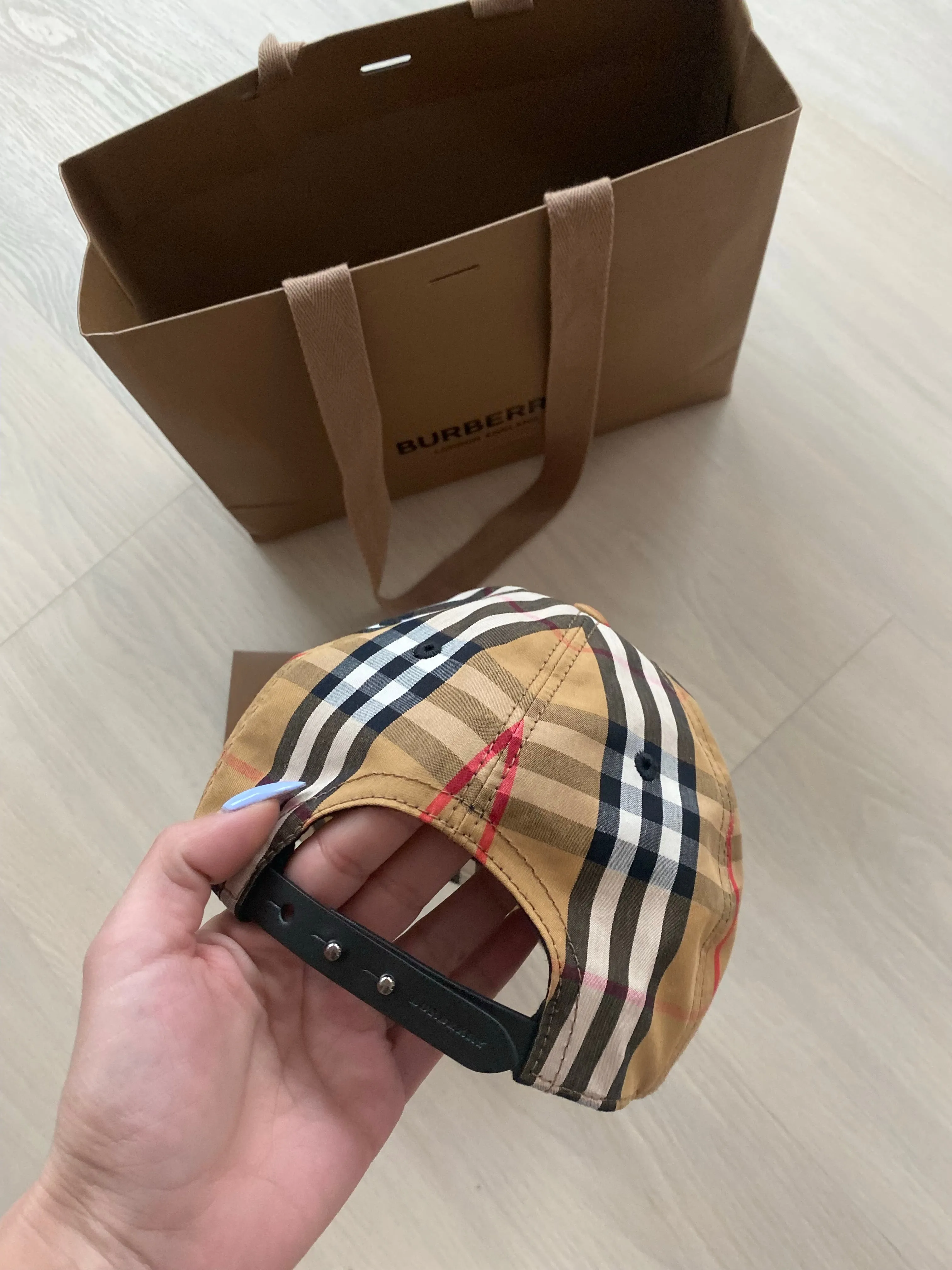 Burberry check hat