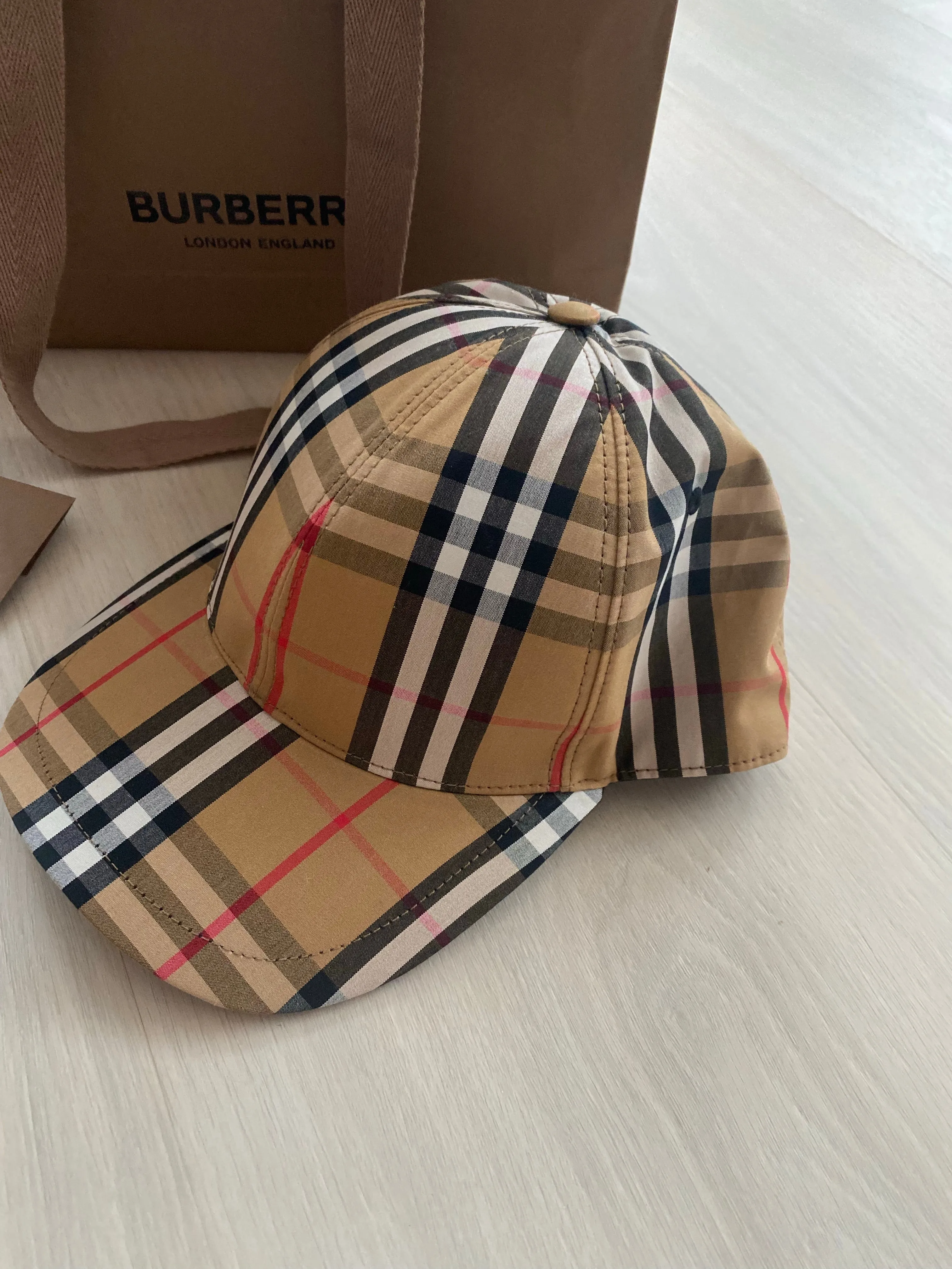 Burberry check hat