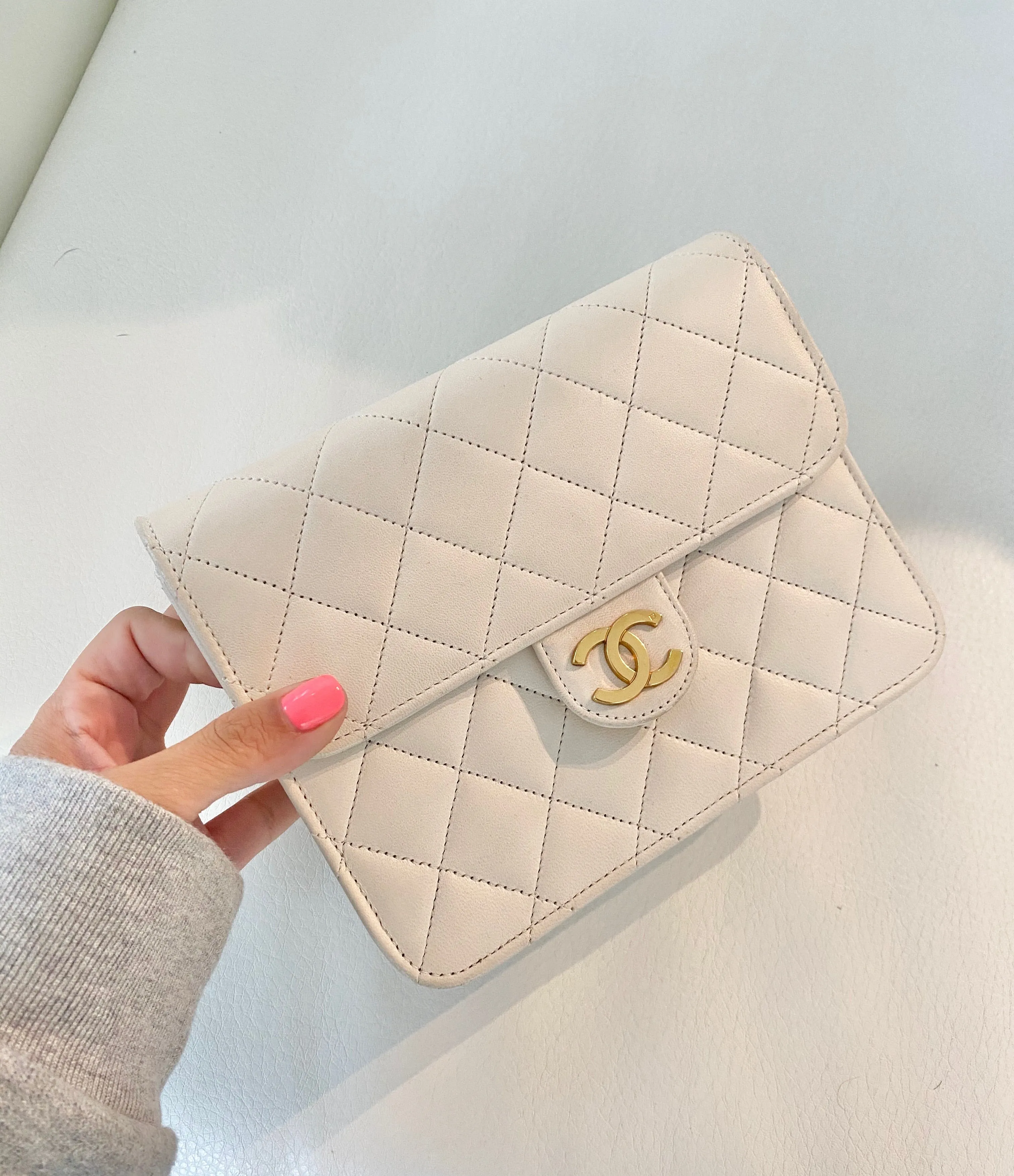 Chanel mattelasse vintage bag