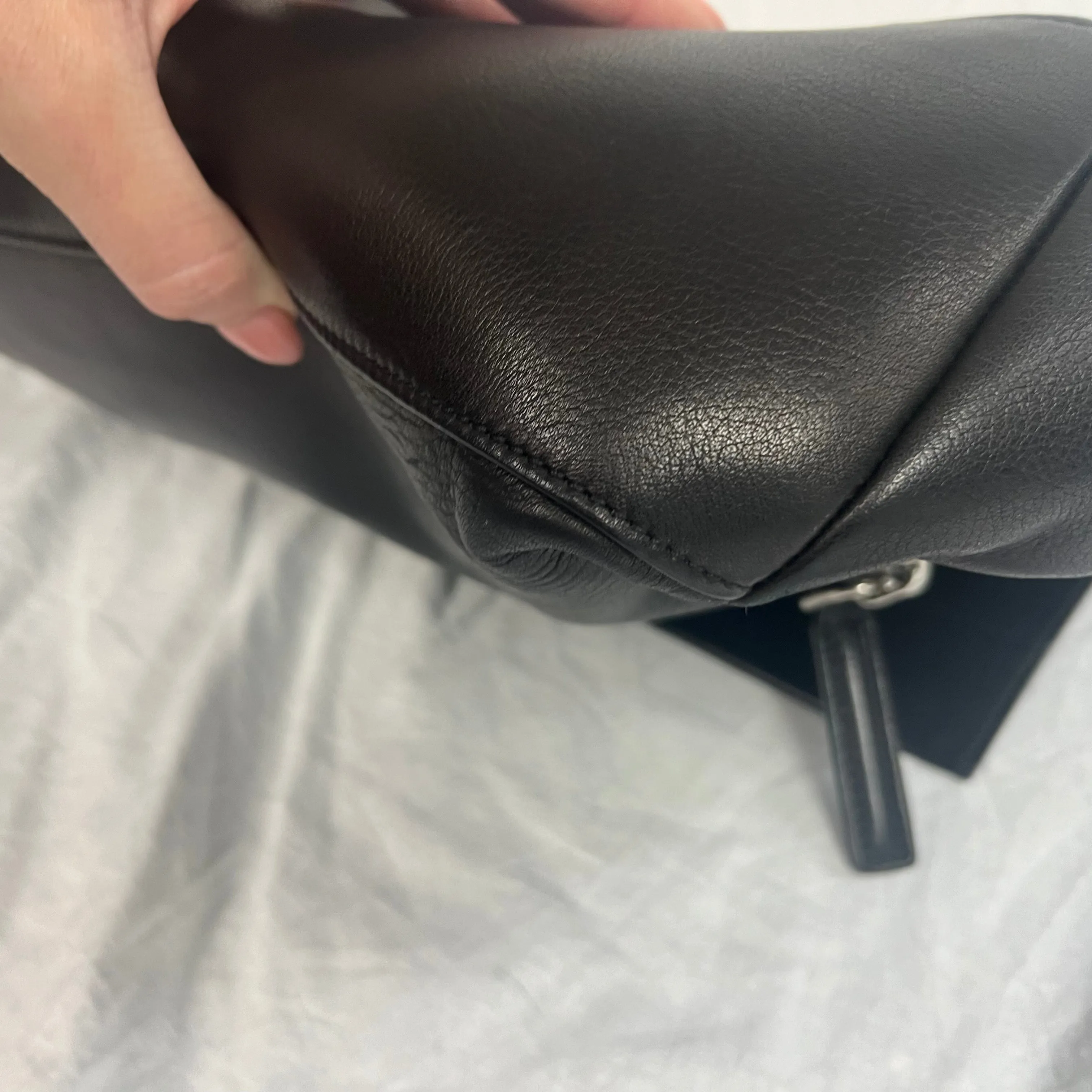 Givenchy Black Smooth Leather Large Shoulderbag