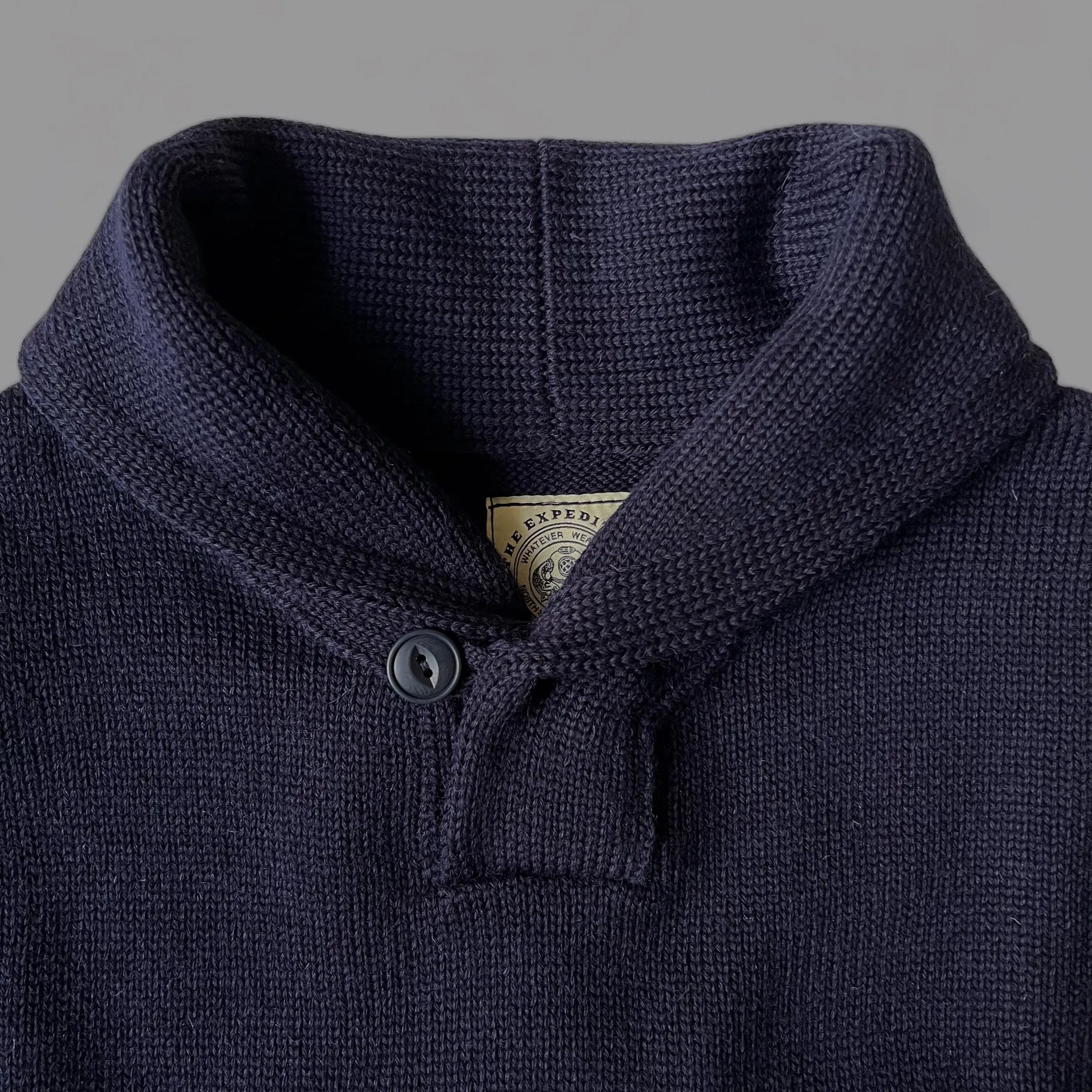 THE NEW EXPEDITION SHAWL  - NAVY BLUE